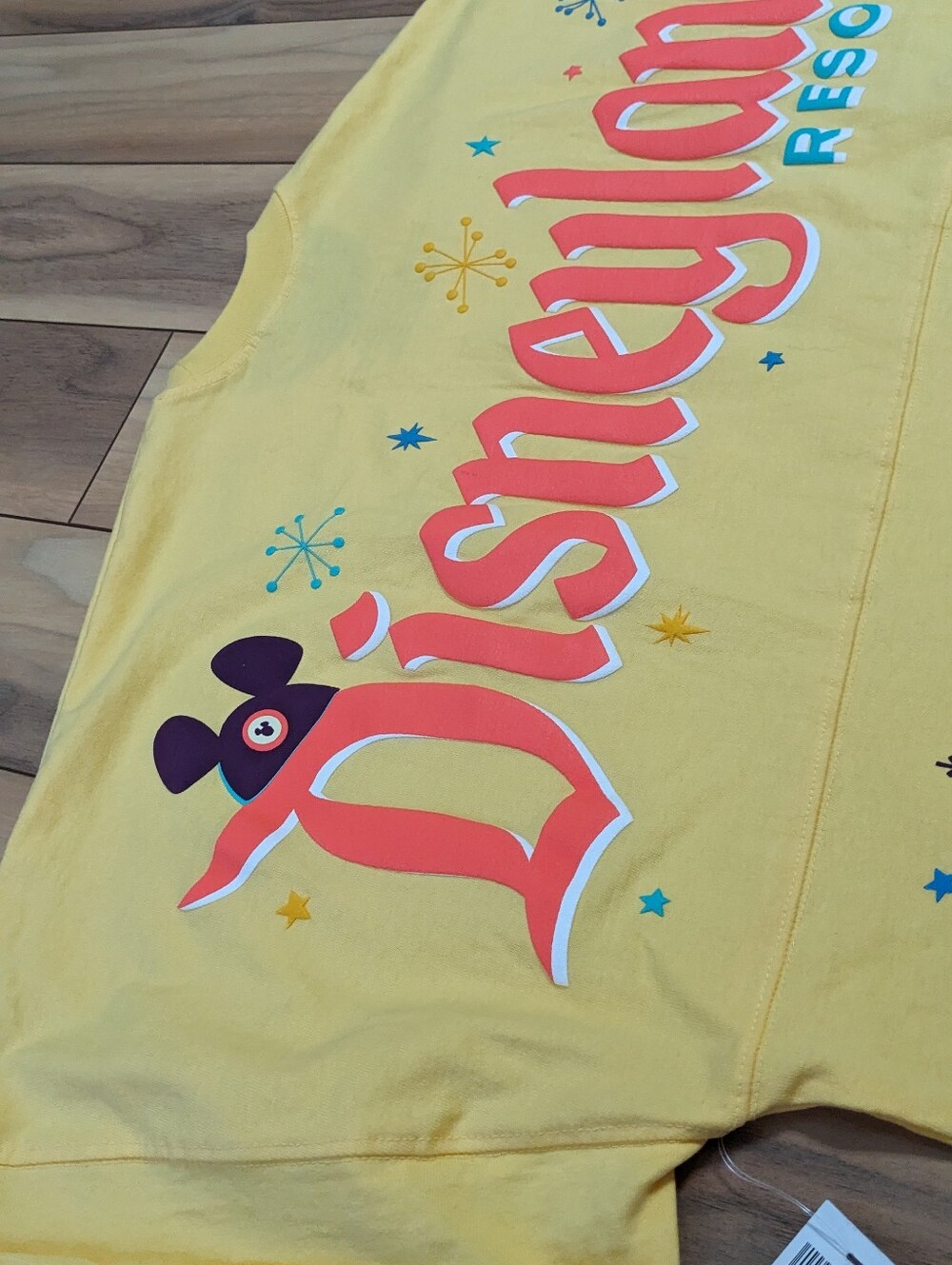 NWT! Disneyland Play In The Parks Spirit Jersey In Yellow Size M - Picture 3 of 15
